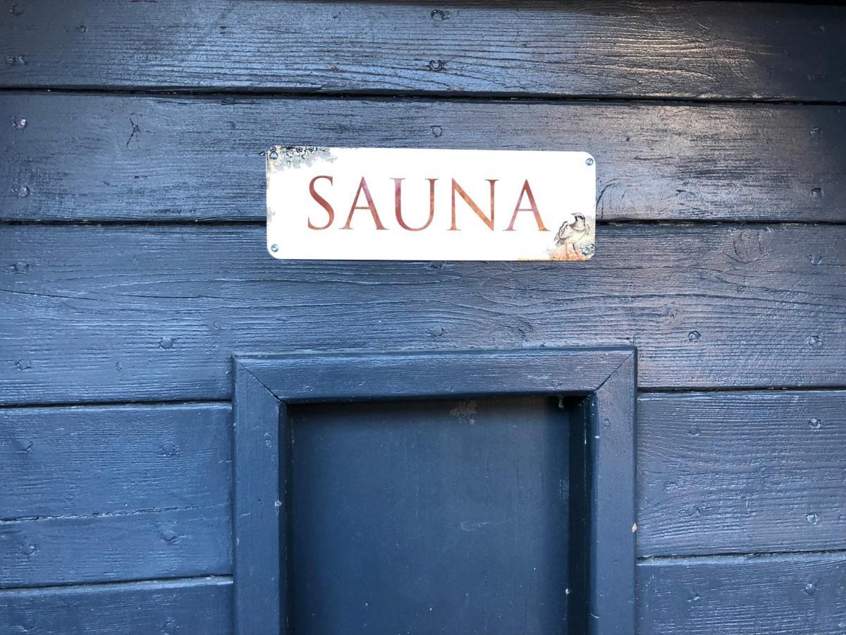 Casa Cuschina - Mit Sauna In Der Schoenen Surselva Dardin Екстериор снимка